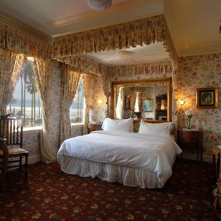 뉴포트비치 도리맨스 오션프런트 인 B&B 외부 사진