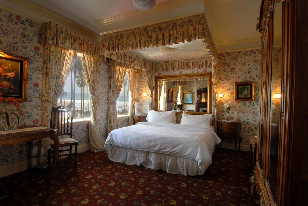 뉴포트비치 도리맨스 오션프런트 인 B&B 외부 사진